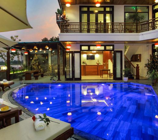 Threeway Riverside Villa