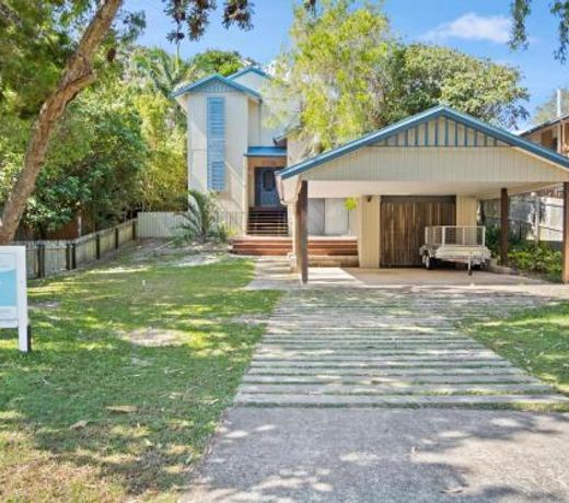 Flipper Beach House