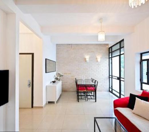 Nice 2BR near Gordon Beach by HolyGuest