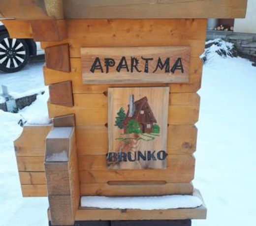 Apartments and rooms Brunko
