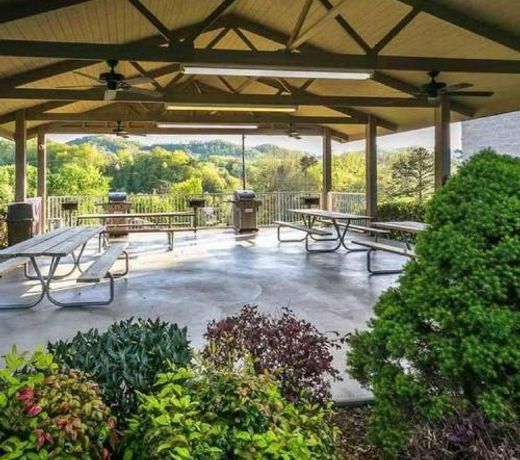 Whispering Pines 234