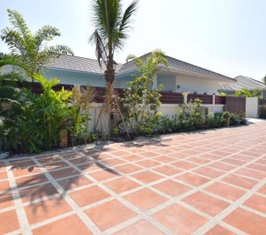 Villa Anthuria