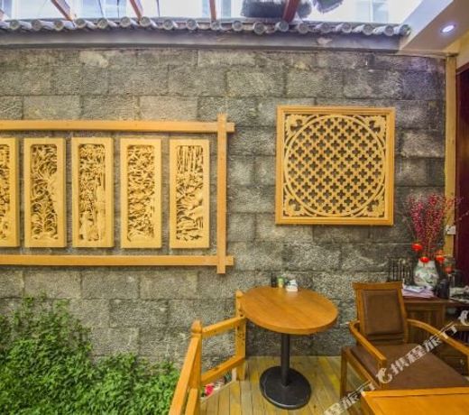 Jingzuan Business Hotel