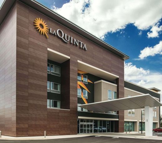 La Quinta Inn & Suites by Wyndham McDonough