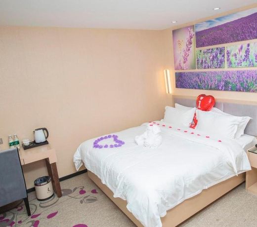 Lavande Hotels Dalian Xinghai Park