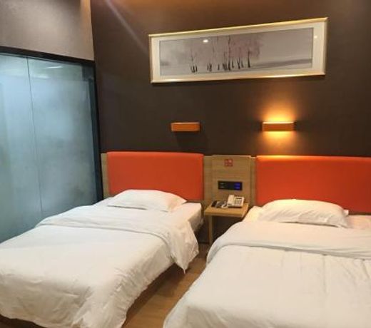 7 Days Premium Qingdao Keji Street