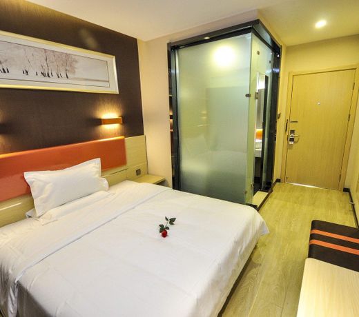 7 Days PremiumÂ·Qinhuangdao Hebei Street Sidaoqiao