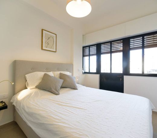 16 HaRakevet Street - By Beach Apartments TLV