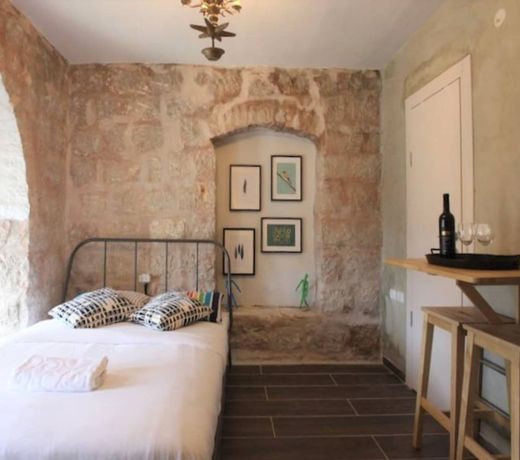 Refael's studio apt *1* - City Center
