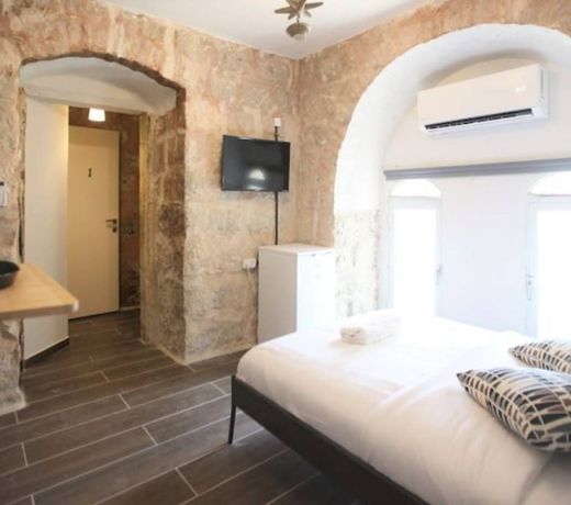 Refael's studio apt *1* - City Center