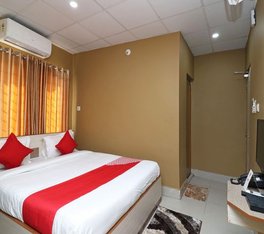 OYO 23648 The Ritz
