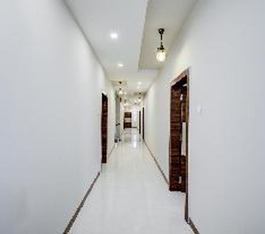 OYO 29292 Hotel Star Executive