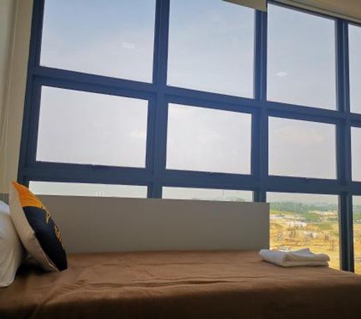 Skypark [Netflix+100Mbps], Cyberjaya by HostAssist
