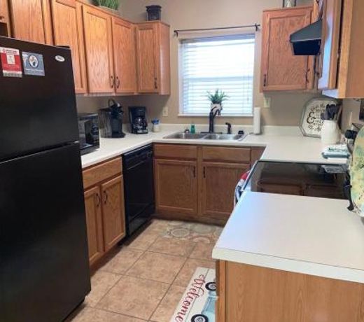 Cedar Lodge 301