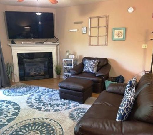 Cedar Lodge 301