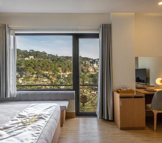 Gold View Dalat - Hotel Mountain View