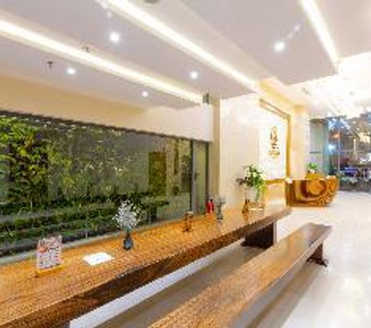 Le's Cham Hotel