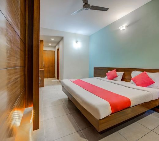 OYO 18529 Hallmark Inn Jubilee Hills
