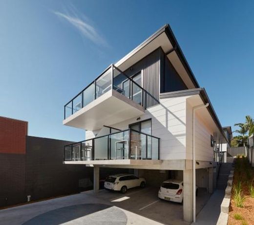 Alfred Apartments