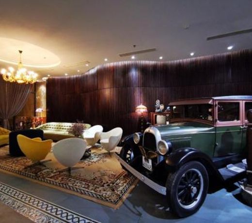 Dong Duong Hotel & Suites