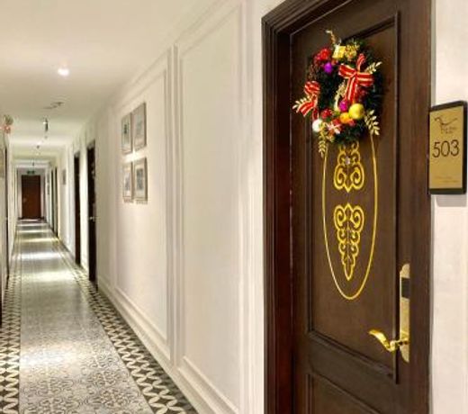 Dong Duong Hotel & Suites
