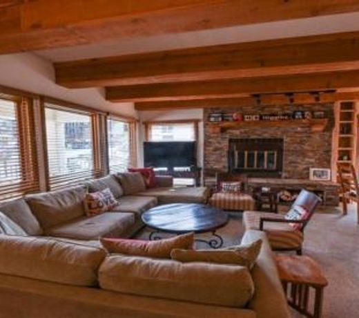 Gorgeous & Modern 3 Br Condo Plaza Condo