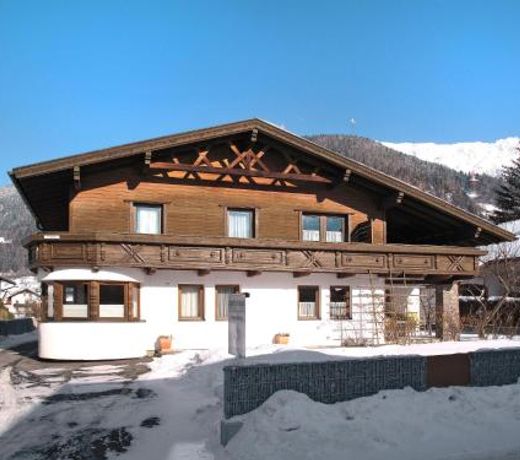 Apartment Haus Grazia - PTZ154 by Interhome