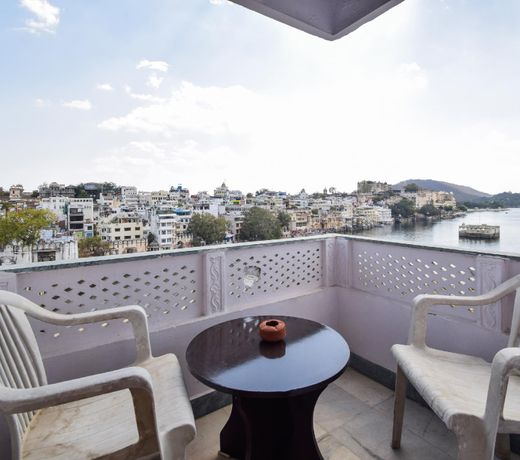 OYO 28730 Dream Heaven Guest House