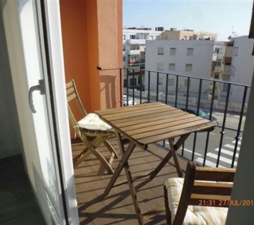 el apartamento junto al mar