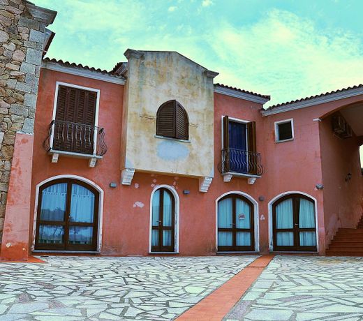 Appartamento 6 posti letto  Baia Santa Reparata