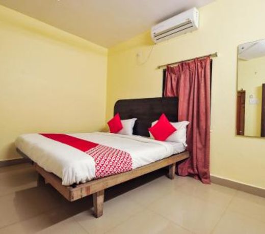 Flagship 23477 Hotel Orange