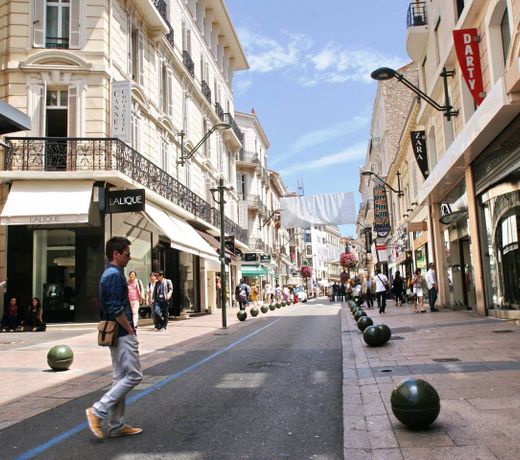 Rue d'Antibes Top Floor Studio with Terrace