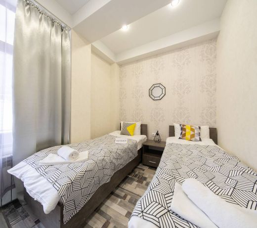 More Apartments na Plotinnoy 2 (2)