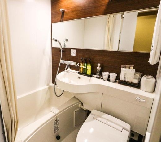 HOTEL LiVEMAX Fukuyama Ekimae