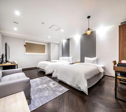 Suwon Grace Hotel