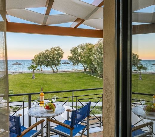 Naftilos Residences I