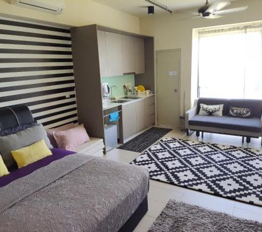 Mufasa Suites at Tamarind Suites with Wifi Netflix Cuckoo Fridge
