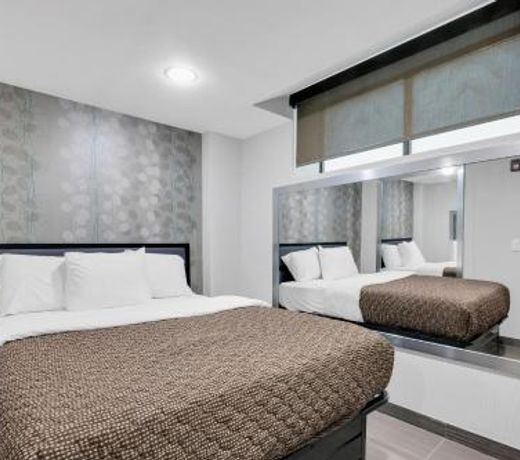 Hotel Mint JFK Airport