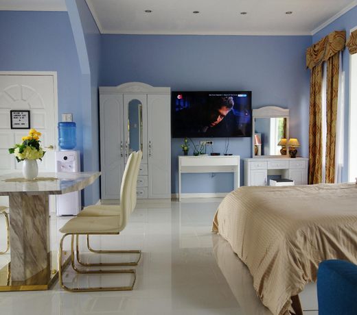 The Lankenua Pool Suite with sea view