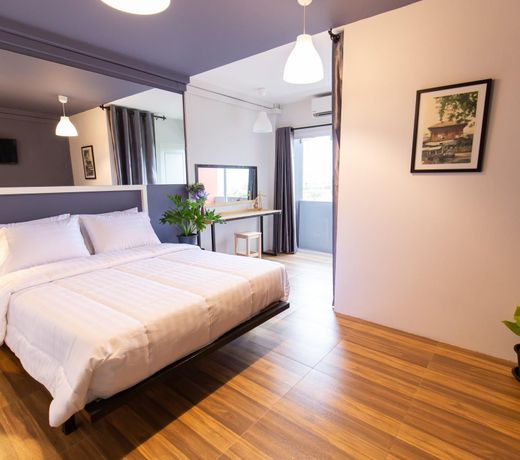 Mango10 House