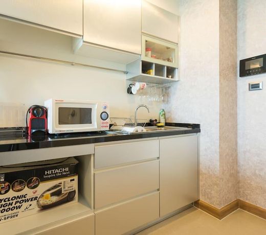 Brand-New Luxury Grand Living @ Rachada MRT