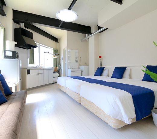 NT2 Liz Guest House Umeda