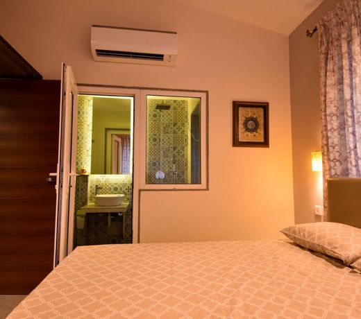 Chez Nous- Private Designer Apartment in North Goa