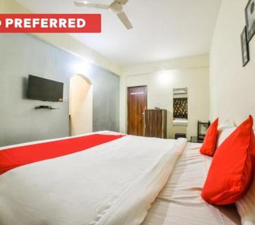 OYO 29422 Navdurga Holiday Stay