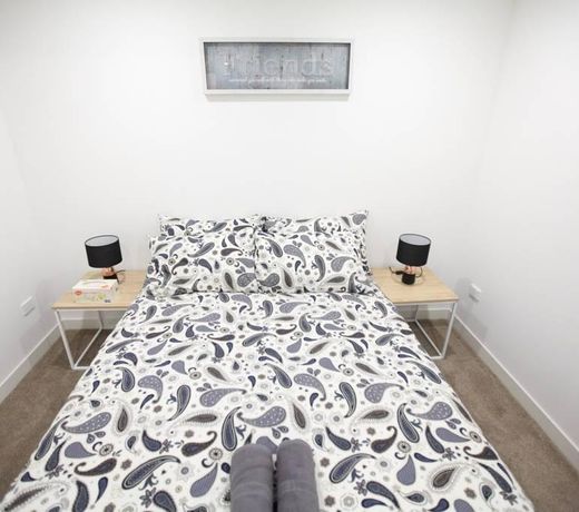 Dee Why Beach Holiday Apartment With Parking