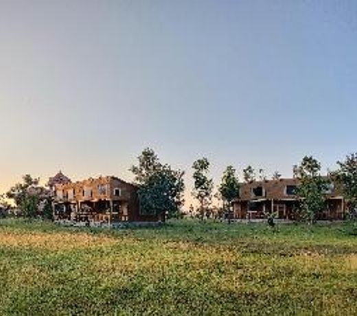 Labdhi resorts
