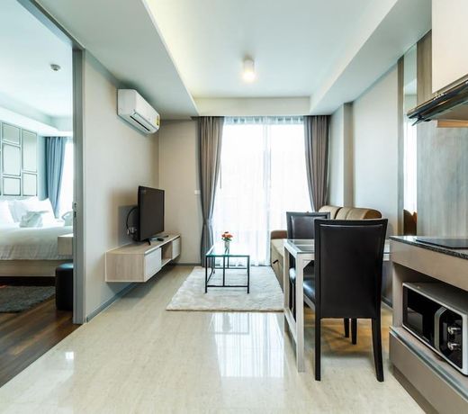 Luxury condo, rooftop bar, pool and gym - 6Av 705