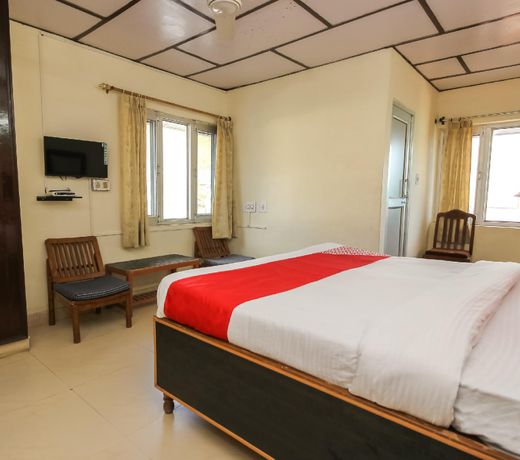 OYO Hotel Country Lodge