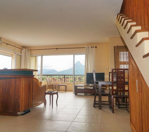 Cosy 1 br house with magnificent view on the river