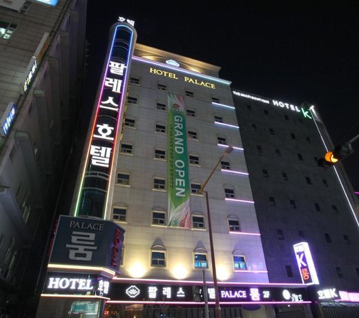 Palace Hotel